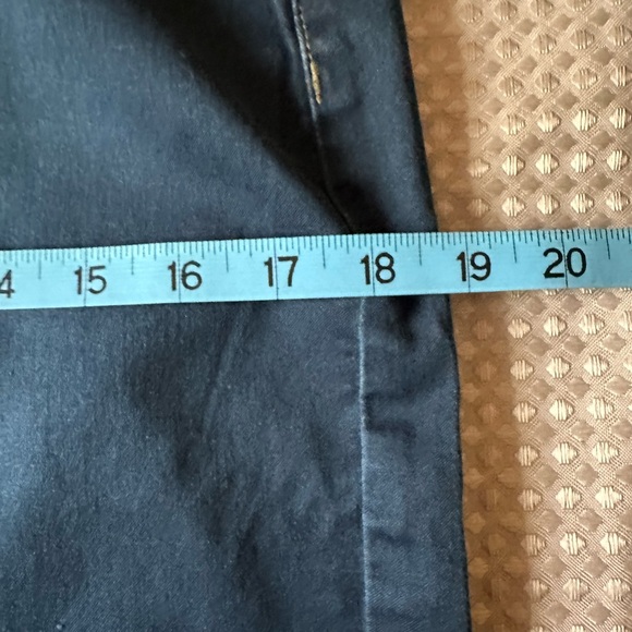 🥰Tribal denim skirt, 8, EUC, buttons up the front, pockets in the front and back - Picture 12 of 16